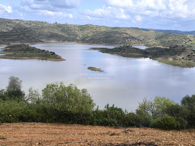 Terreno Agrícola com 71680m2 Carvalhinhos Odeleite Castro Marim - bons acessos, furo