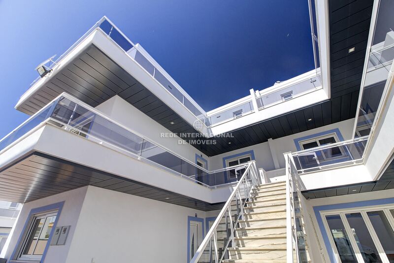 Apartamento T1 Moderno Vila Nova de Cacela Vila Real de Santo António - zonas verdes, painéis solares, terraço, garagem, bbq, piscina, ar condicionado, condomínio privado