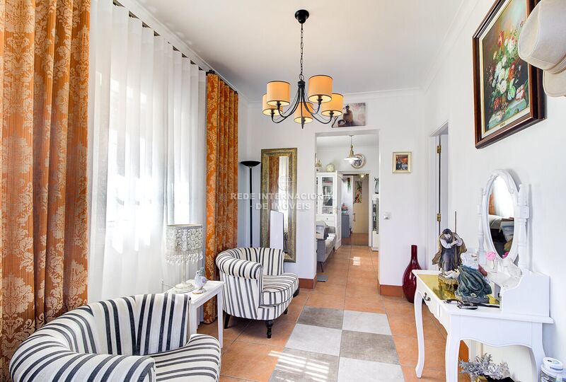 Home V2 Renovated Vila Real de Santo António - parking lot, barbecue, terrace, marquee