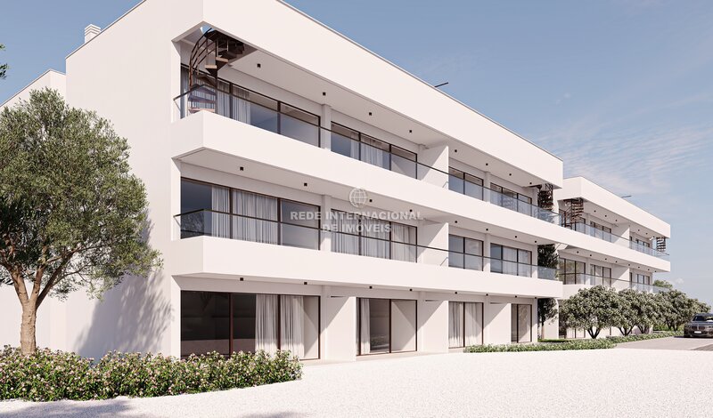 Apartamento T2 Carvoeiro Lagoa (Algarve) - sauna, equipado, piscina, zonas verdes, terraço, ténis, condomínio privado, parque infantil, jardim, mobilado