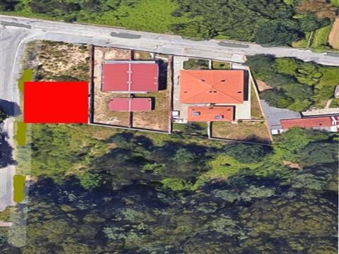 Terreno Urbano com 480.20m2 Feira Santa Maria da Feira