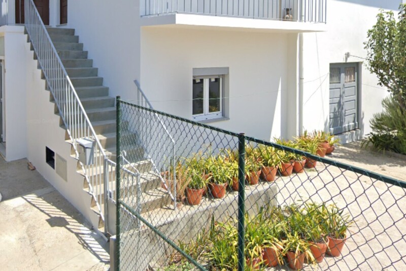 Apartamento T2 Oliveira de Azeméis - garagem, r/c, cozinha equipada