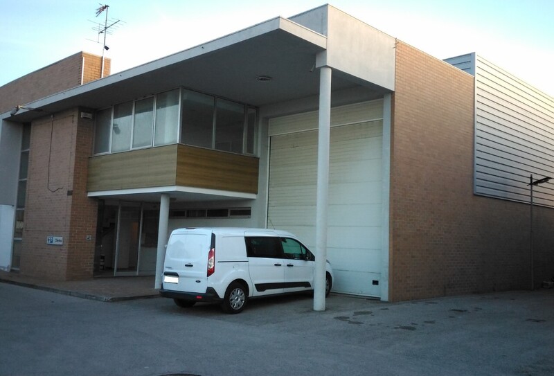 Office with 303sqm Albergaria-a-Velha - alarm, toilet, parking lot