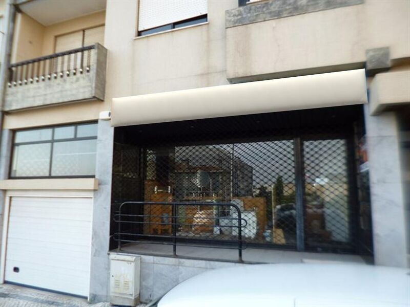 Shop São João da Madeira - easy access