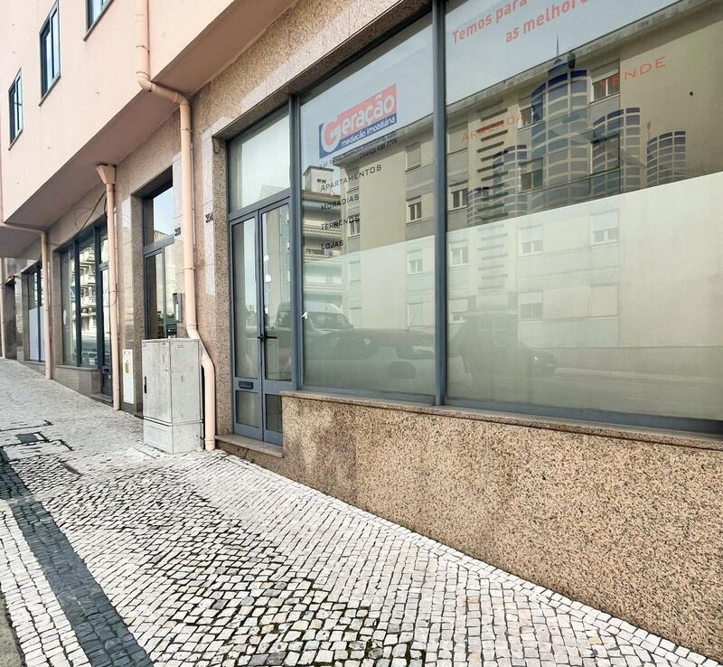 Shop in the center São João da Madeira