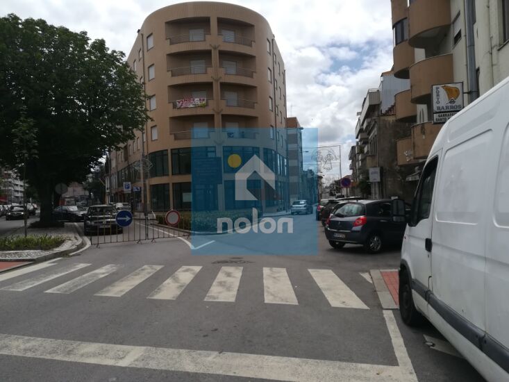 Lugar de garagem com 13m2 Vale de Cambra