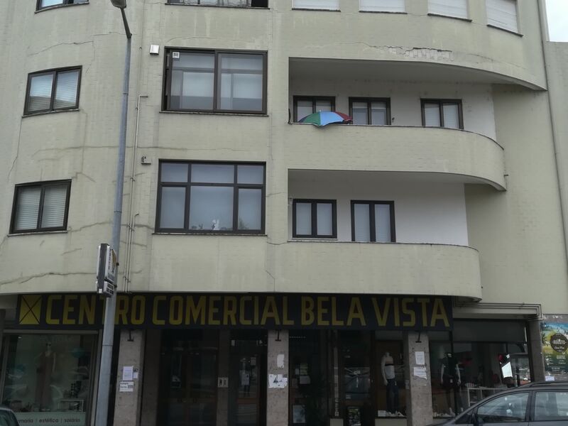 Lugar de garagem no centro Vale de Cambra