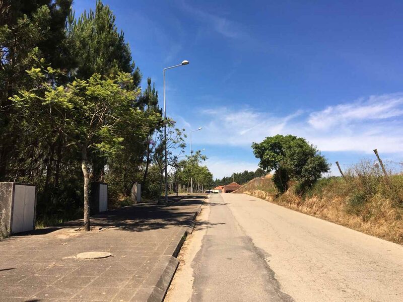 Land with 324sqm São Martinho da Gândara Oliveira de Azeméis