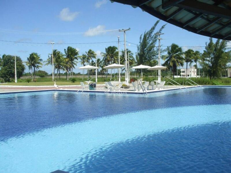 Terreno com 360m2 Camaçari Lucena