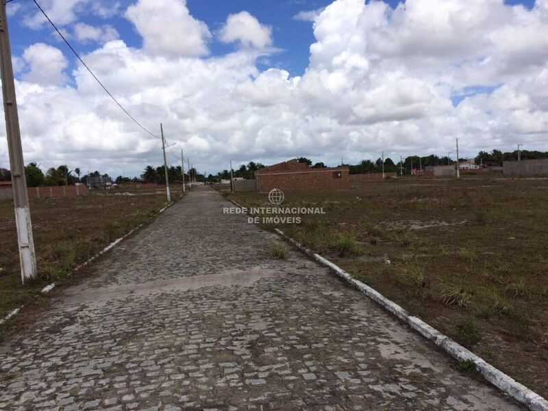 Land with 640sqm Popular Santa Rita
