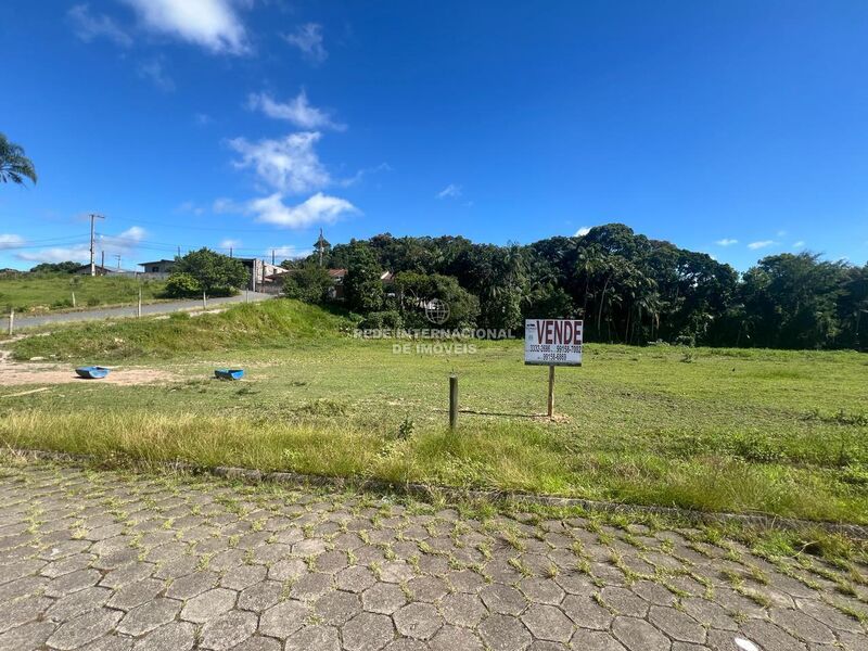 Terreno com 641.09m2 Coloninha Gaspar