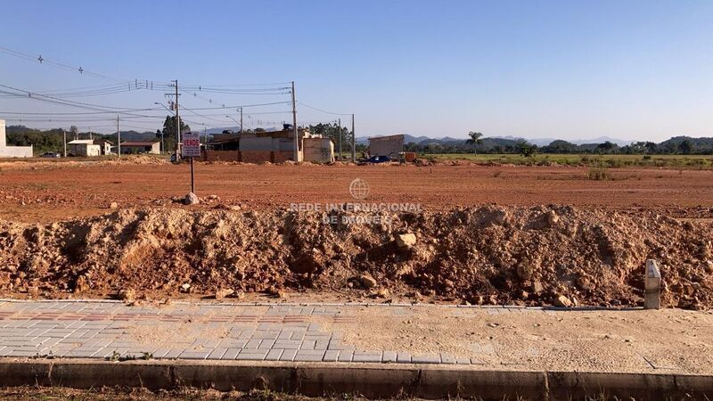 Land with 300sqm Ilhota