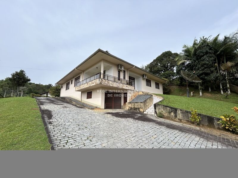 Casa/Vivenda V5 Gasparinho