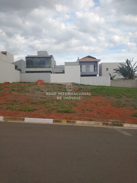 Land with 462sqm Reserva dos Ypês II Tatuí