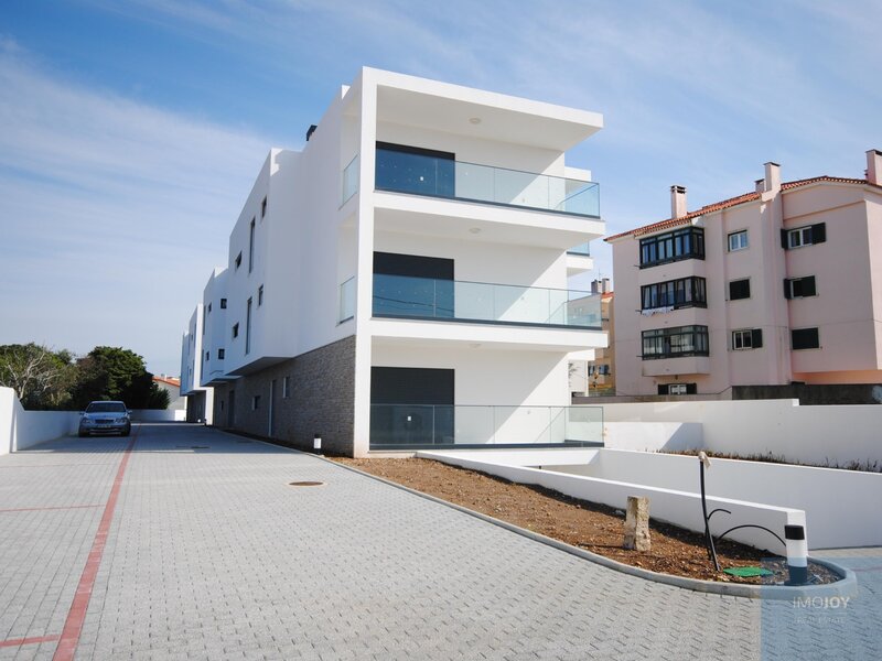 Apartamento T4 no Condomínio Eira Village em Alcabideche