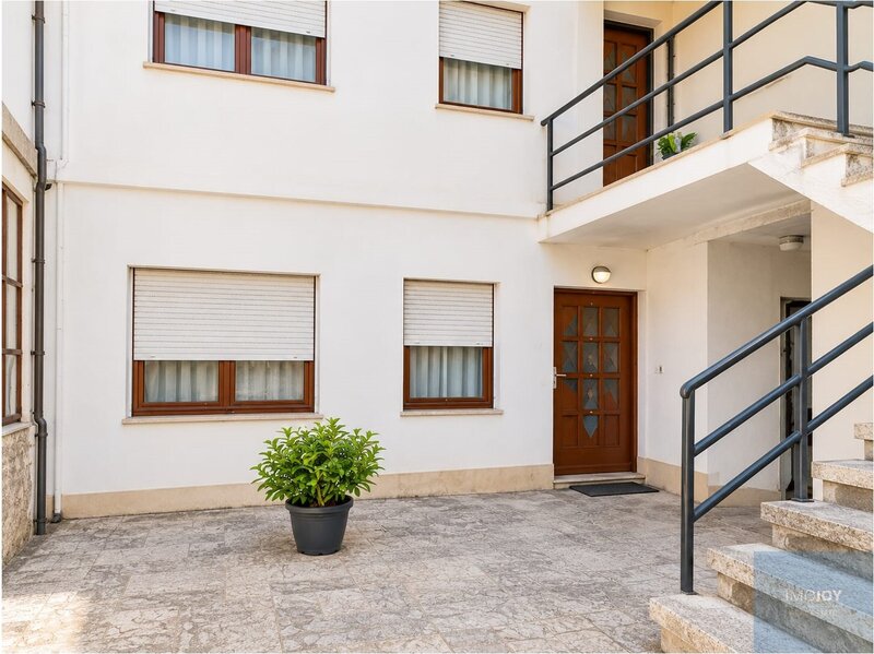 Apartamento T1 em Oliveira do Douro