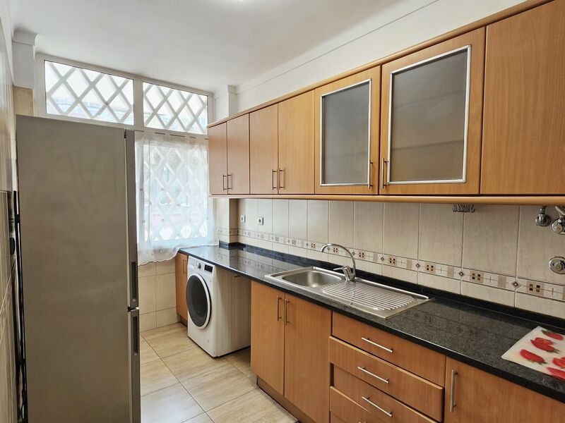 Apartment in the center T2 Loures - gardens, kitchen