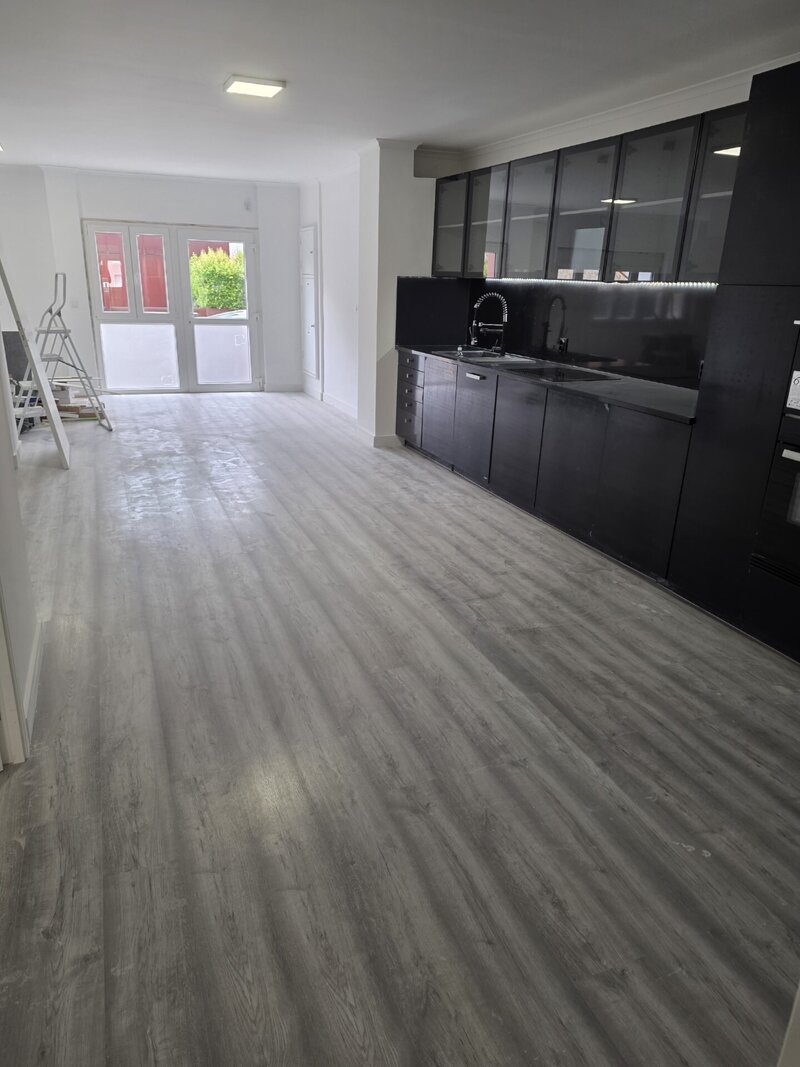 Apartamento T2 Rio de Mouro Sintra - ar condicionado