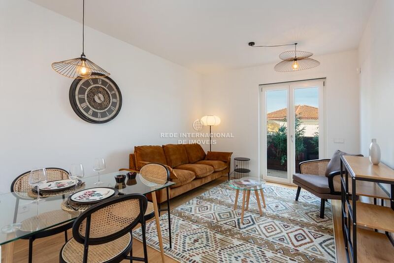 Apartment Modern T2 Belém Lisboa - fire alarm, garden, garage, air conditioning, river view, sound insulation, double glazing, swimming pool, store room, terrace, thermal insulation