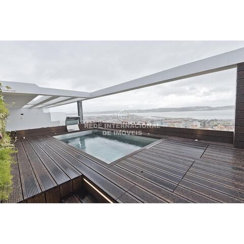 Apartamento T4 Alto de Algés Oeiras - arrecadação, piscina, terraço