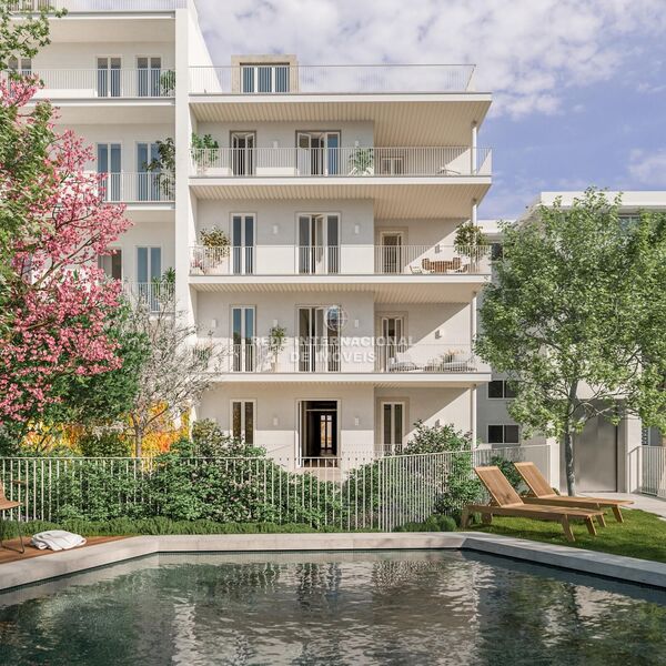 Apartamento de luxo T3 Santo António Lisboa - piscina, vidros duplos, piso radiante, terraços, jardim