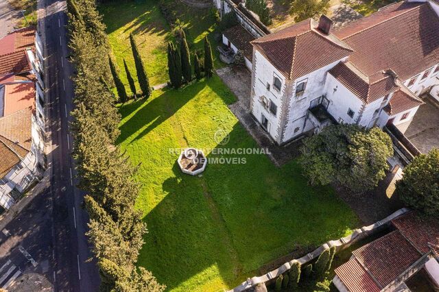 Quinta Sintra - luz, ténis, jardim, picadeiro, excelente localização