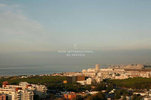 Apartamento T4 Belém Lisboa - piscina, garagem, sauna, vidros duplos