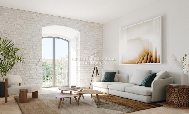 Apartment 3 bedrooms Duplex Beato Lisboa - garage, parking lot, garden, gated community, alarm, balcony, air conditioning, store room, boiler, terrace