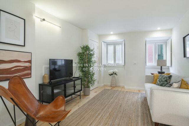 Apartamento T1 São Bento Estrela Lisboa - equipado, terraço, ar condicionado