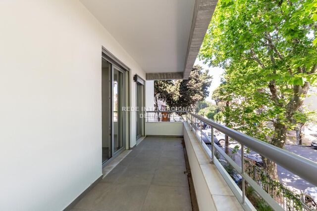 Apartamento T3 novo no centro Carcavelos Cascais - ar condicionado, varandas
