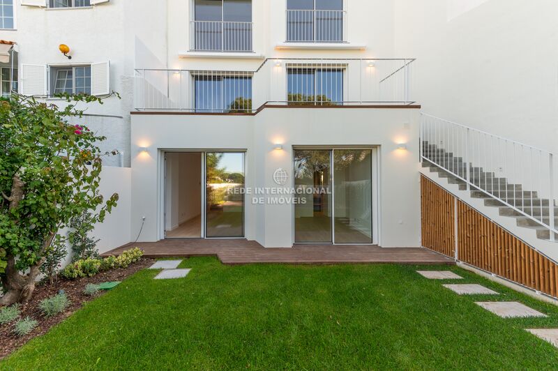 House V4 Renovated Estoril Cascais - alarm, air conditioning, swimming pool, equipped kitchen, underfloor heating, fireplace, double glazing, garden