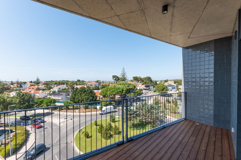 Apartment T3 neue in the center Cascais - garage, balcony, terrace, thermal insulation, swimming pool, kitchen, sound insulation, store room, gated community, solar panels, double glazing, air conditioning