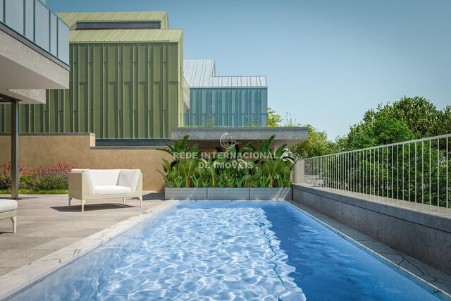 Casa V4 nova São Pedro do Estoril Cascais - ar condicionado, jardim, piscina, condomínio privado