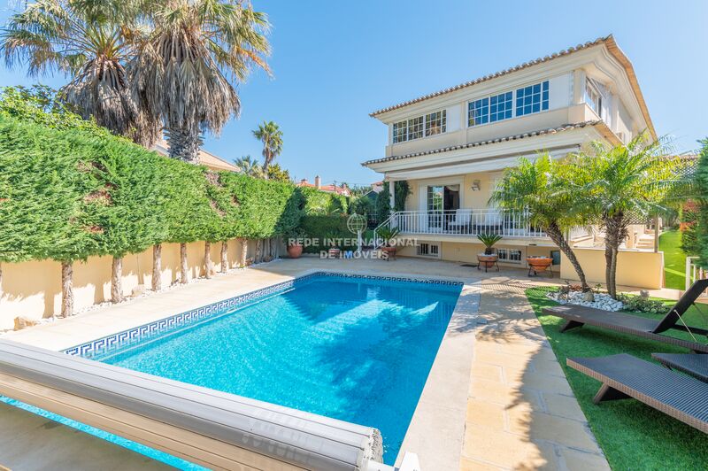 House V6 Cascais - underfloor heating, barbecue, swimming pool, fireplace, equipped kitchen, attic, garage, garden