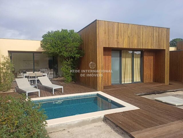 Moradia V3 Tróia Carvalhal Grândola - bbq, alarme, jardim, piscina, ar condicionado
