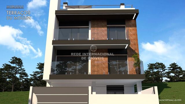 House new 4 bedrooms Vialonga Vila Franca de Xira - garage, garden, equipped kitchen, double glazing, terraces, swimming pool, terrace, air conditioning, solar panels, balcony, store room