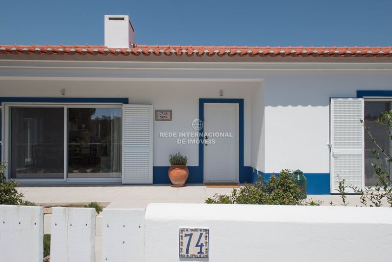 House V4 Single storey Alcácer do Sal - garden, store room, fireplace, terrace, heat insulation, swimming pool, equipped kitchen, double glazing, air conditioning, excellent location, acoustic insulation, boiler, barbecue, equipped