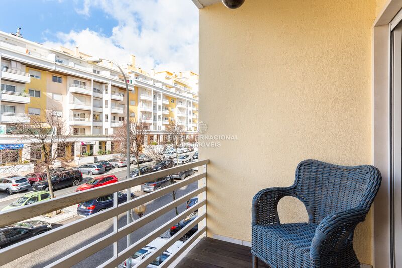 Apartment T2 Parede Cascais - gardens, playground, central heating, garage, balcony, store room, kitchen