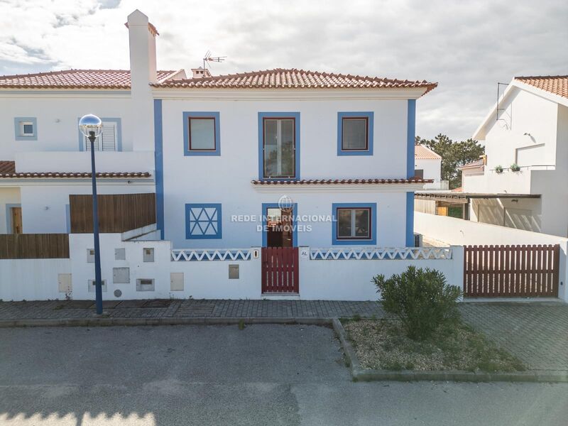 House 3 bedrooms Isolated Comporta Alcácer do Sal - air conditioning, store room, terrace, balcony, swimming pool, double glazing, alarm, equipped kitchen, fireplace, boiler, backyard, garden