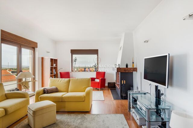 House 6 bedrooms new Atouguia da Baleia Peniche - terrace, air conditioning, fireplace, store room, barbecue, swimming pool, garden, garage