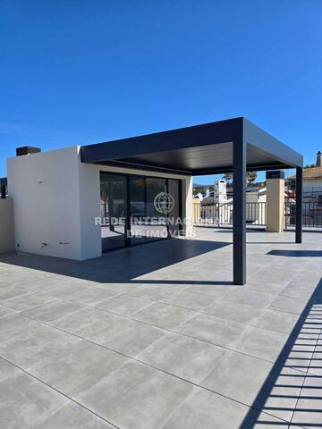 Moradia em construção V4 Murches Alcabideche Cascais - garagem, condomínio fechado, piscina, ar condicionado, ténis, alarme, varandas, jardim