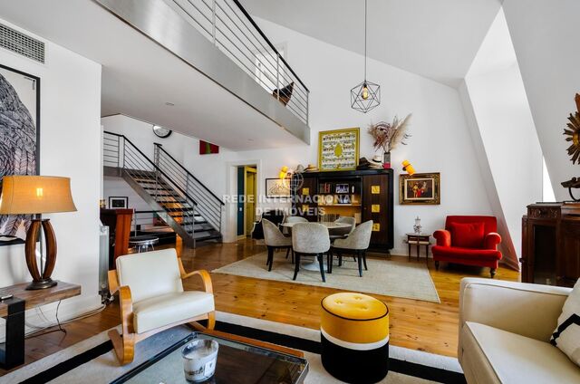 Apartamento T4 Remodelado Lisboa - arrecadação, lareira, terraço, jardim
