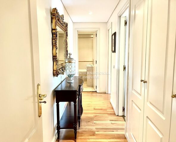 Apartment 2 bedrooms Saldanha Avenidas Novas Lisboa - balcony, double glazing, garage, thermal insulation, air conditioning, store room, garden