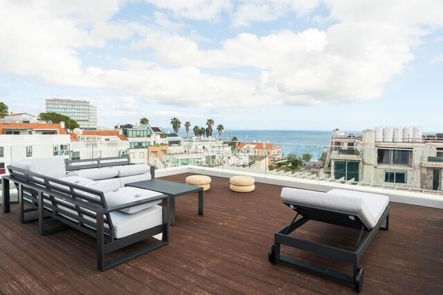 Apartment T3 Duplex in the center Cascais - balconies, air conditioning, sea view, terraces, gated community, terrace, store room, balcony, gardens, swimming pool