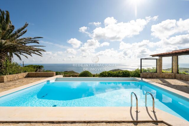 House new 4 bedrooms Biscaia Alcabideche Cascais - swimming pool