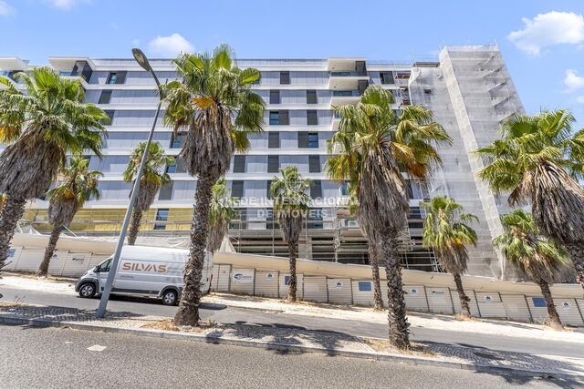 Apartamento T1 Lisboa - ar condicionado, piscina, jardim
