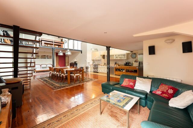 Apartment T8 Refurbished in good condition Santo António Lisboa - swimming pool, garden, 1st floor, 2nd floor, terrace, terraces