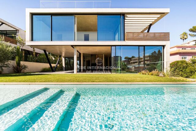 House V5 Luxury in the center Cascais - air conditioning, garage, swimming pool, terrace, garden, terraces