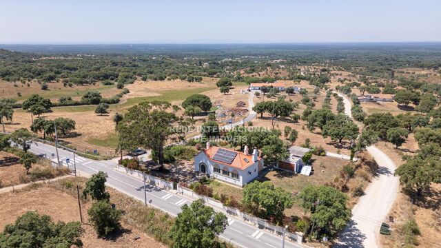 House Old V4 Sobreiras Altas Grândola - garden, air conditioning, sea view, solar panels, fireplace, mountain view