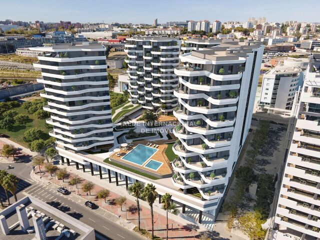 Apartment 2 bedrooms Parque das Nações Lisboa - great location, swimming pool, balcony, balconies, store room, air conditioning, garden, river view
